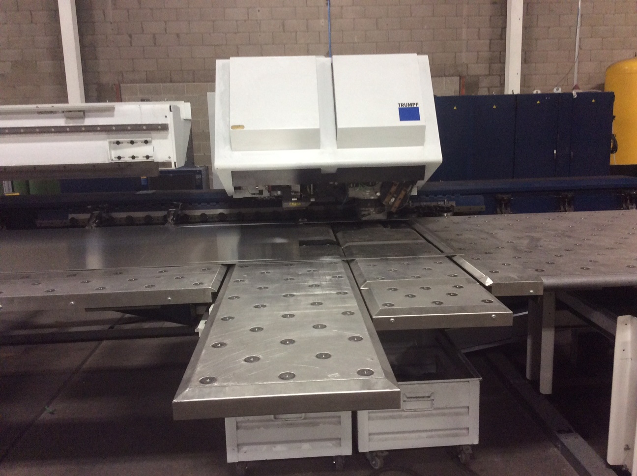 2010 Trumpf TruMatic 6000 Punch/Laser Combo Machine with Sheetmaster